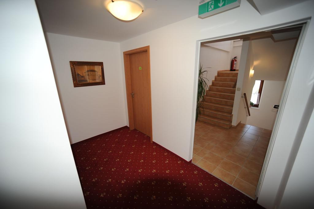 Hotel Post - Regionales Grosses Fruehstuecksbuffet - Auch Gf & Lf 샤이데크 외부 사진