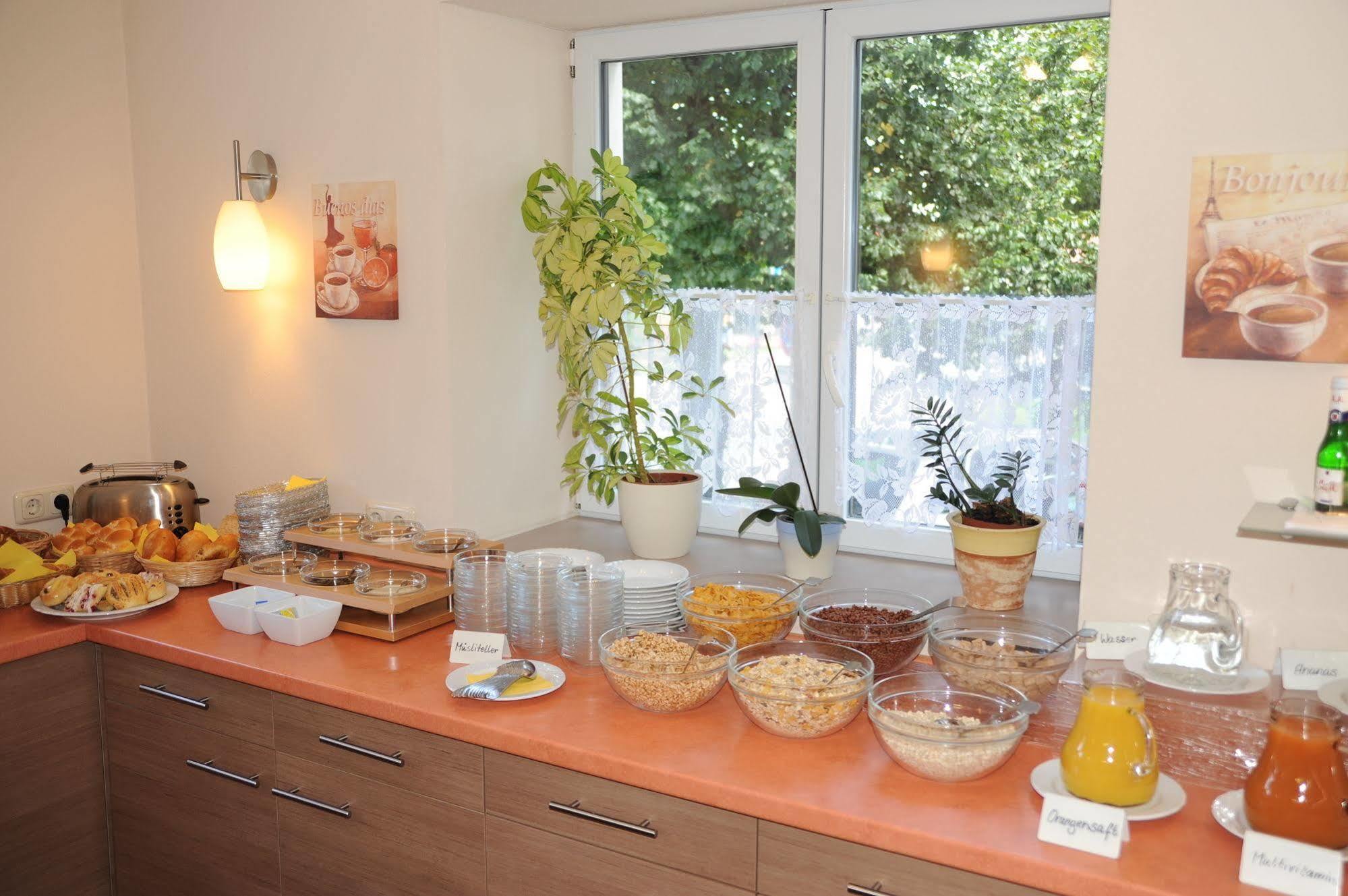 Hotel Post - Regionales Grosses Fruehstuecksbuffet - Auch Gf & Lf 샤이데크 외부 사진