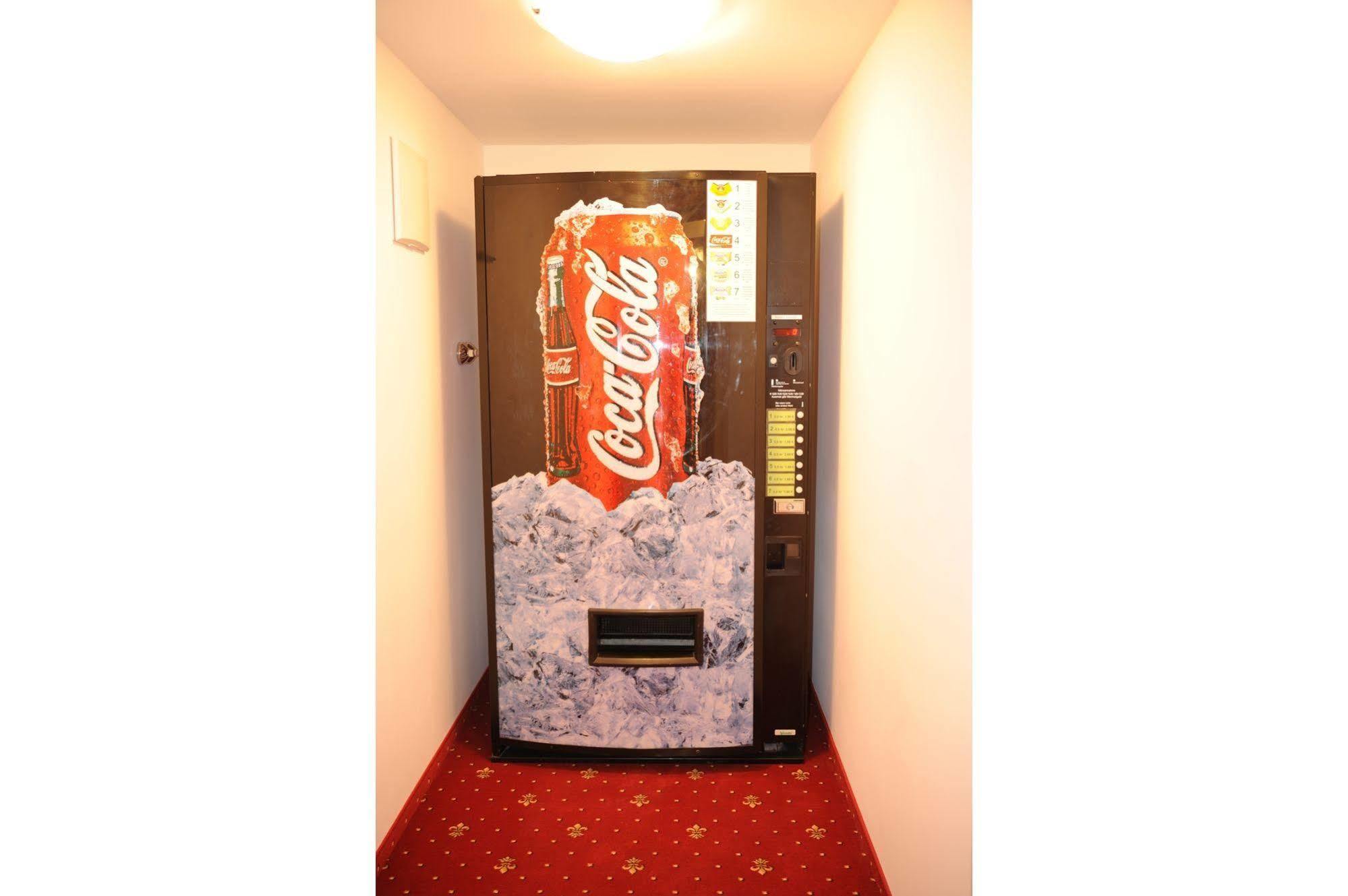 Hotel Post - Regionales Grosses Fruehstuecksbuffet - Auch Gf & Lf 샤이데크 외부 사진